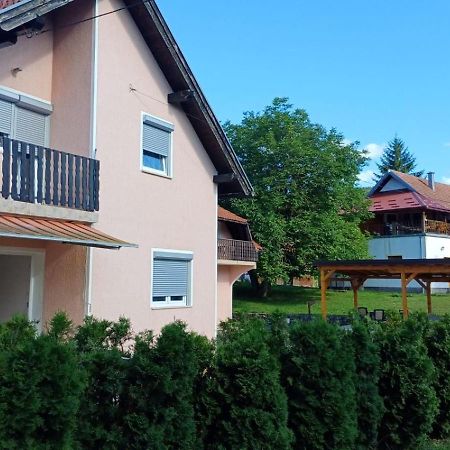 Apartman & Sobe Orhideja Smoljanac Exterior foto