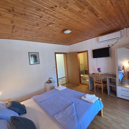 Apartman & Sobe Orhideja Smoljanac Exterior foto