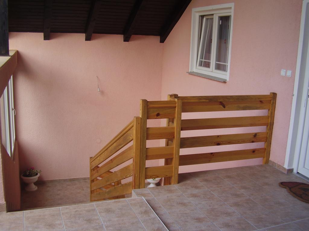 Apartman & Sobe Orhideja Smoljanac Zimmer foto