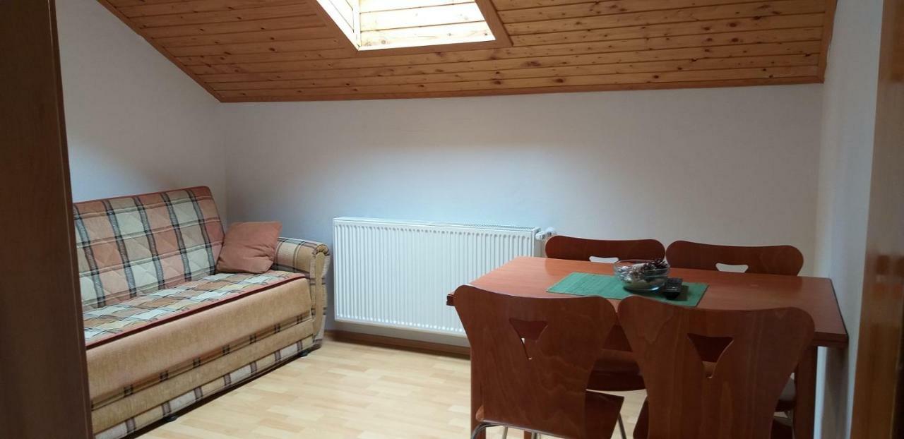 Apartman & Sobe Orhideja Smoljanac Exterior foto