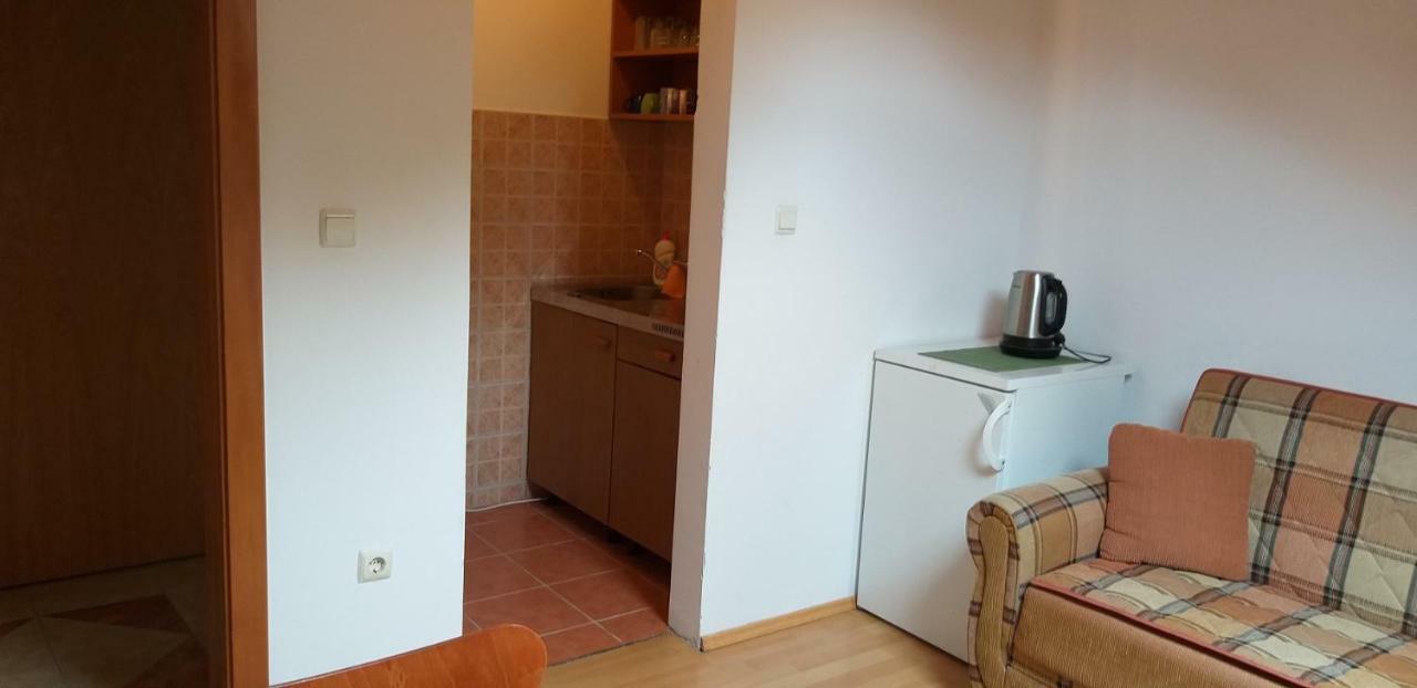 Apartman & Sobe Orhideja Smoljanac Exterior foto
