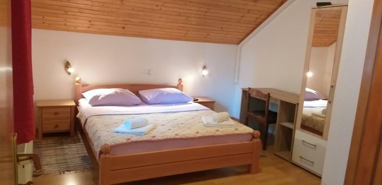 Apartman & Sobe Orhideja Smoljanac Exterior foto