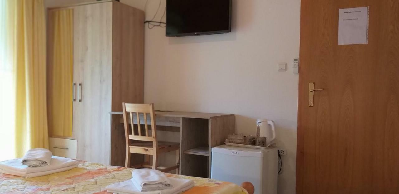Apartman & Sobe Orhideja Smoljanac Exterior foto
