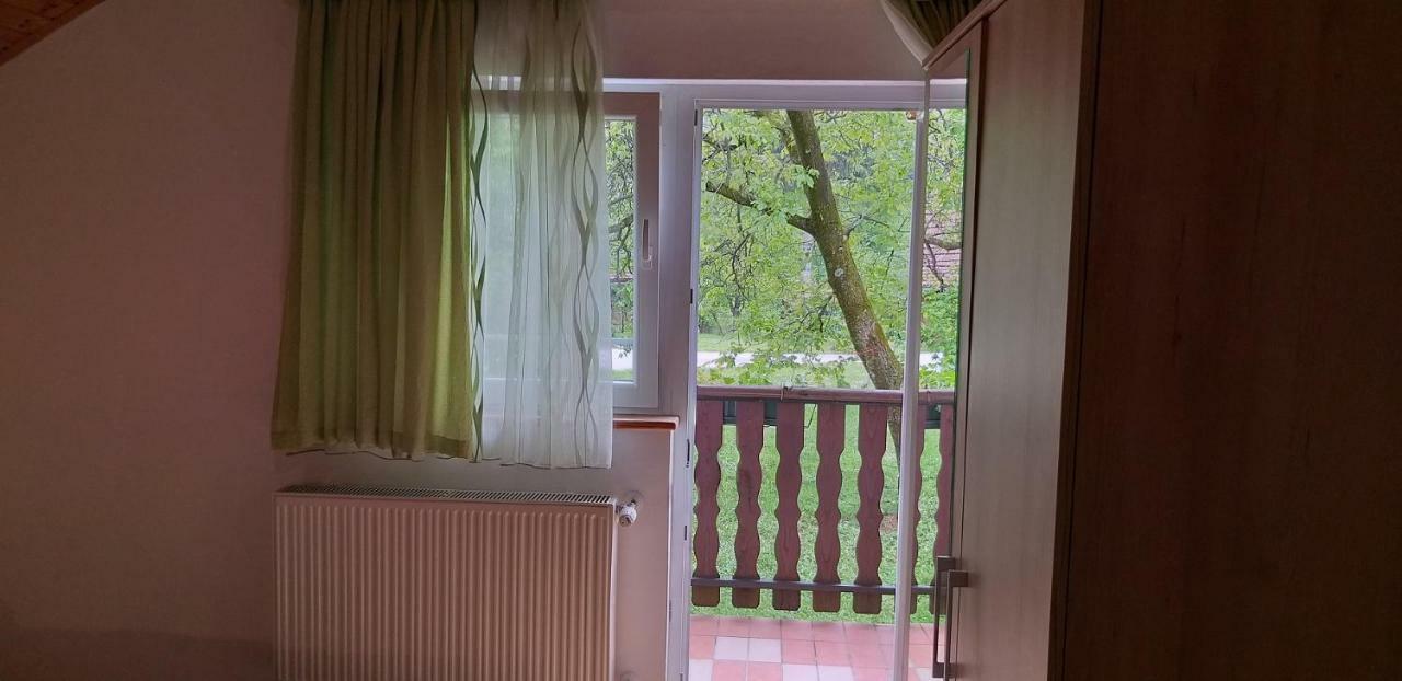 Apartman & Sobe Orhideja Smoljanac Exterior foto